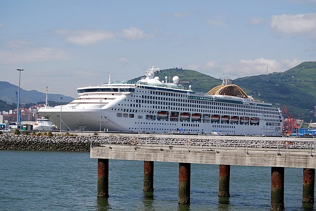 Puerto de cruceros de Guecho (Vizcaya)