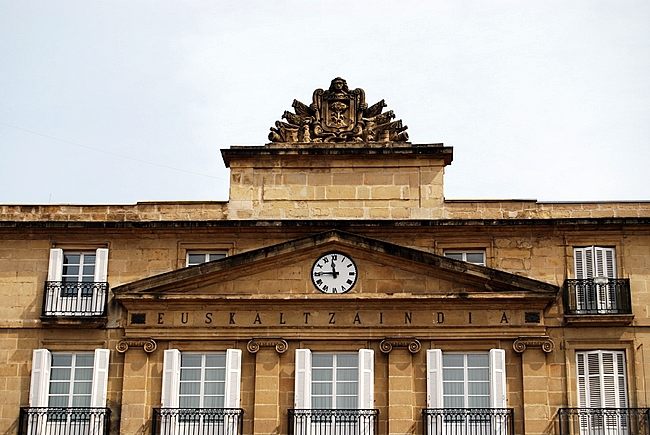 Reloj de la plaza Nueva de Bilbao (Vizcaya)