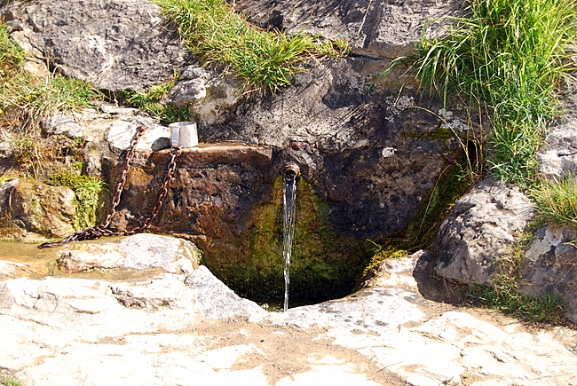 Fuente de Tarín del monte Pagasarri en Bilbao (Vizcaya)